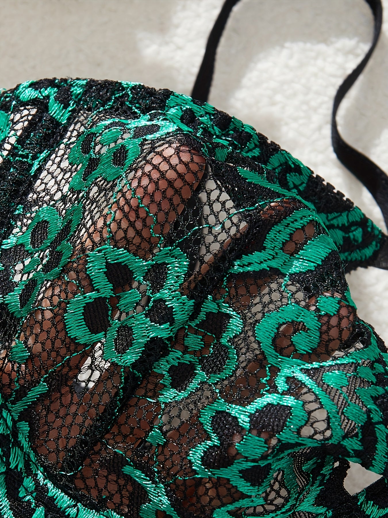 Bra and panties lace lingerie set