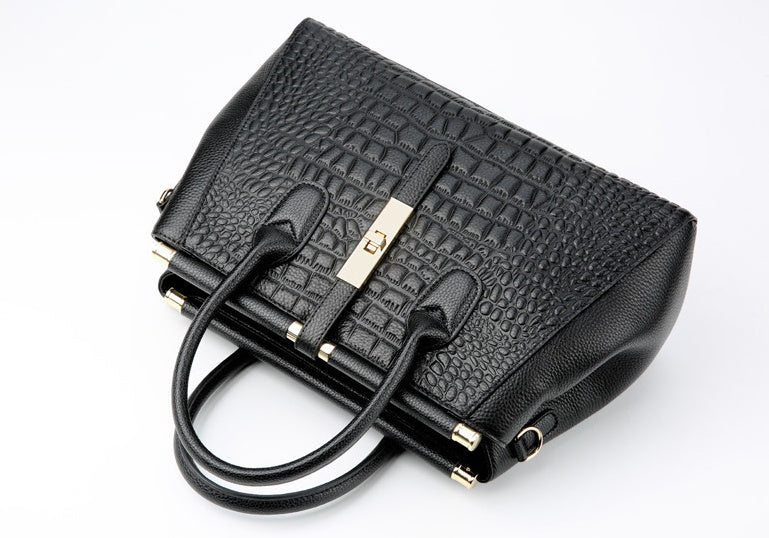 Large Capacity Messenger Handbag
