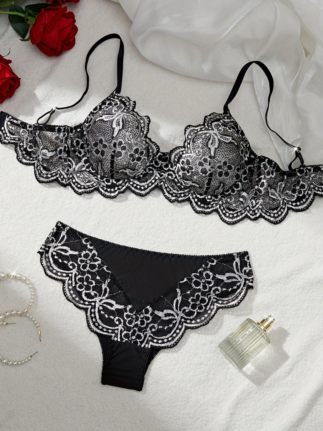 Bra and panties lace lingerie set