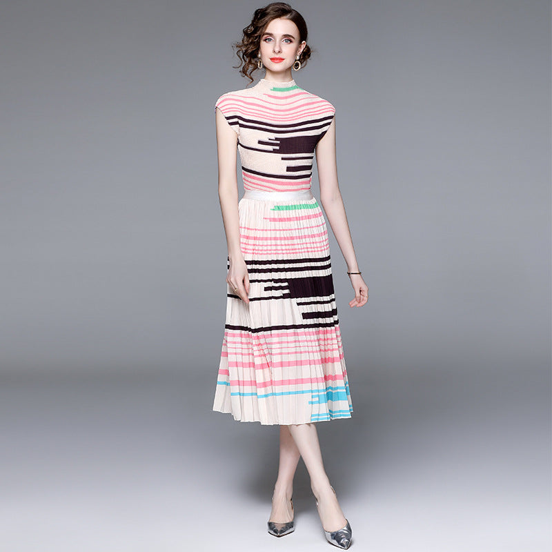 Abstract Pattern Short Sleeve Blouse & Pleated Skirt Set