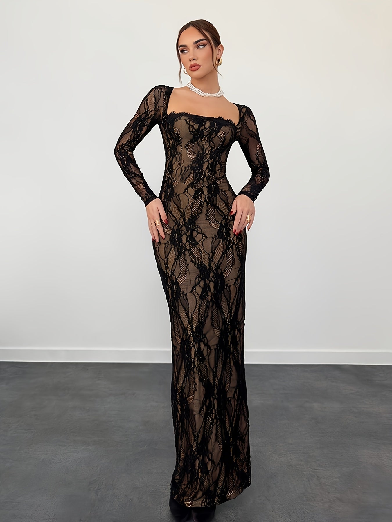 Black Square Neckline Lace Bodycon Long Evening Dress