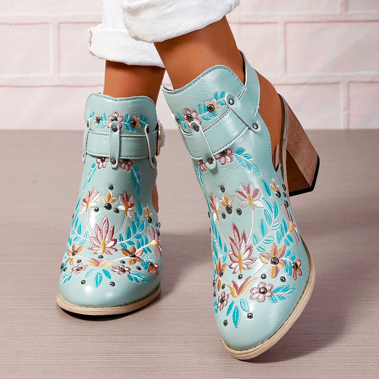Embroidery Retro High Heeled Bootie Sandals