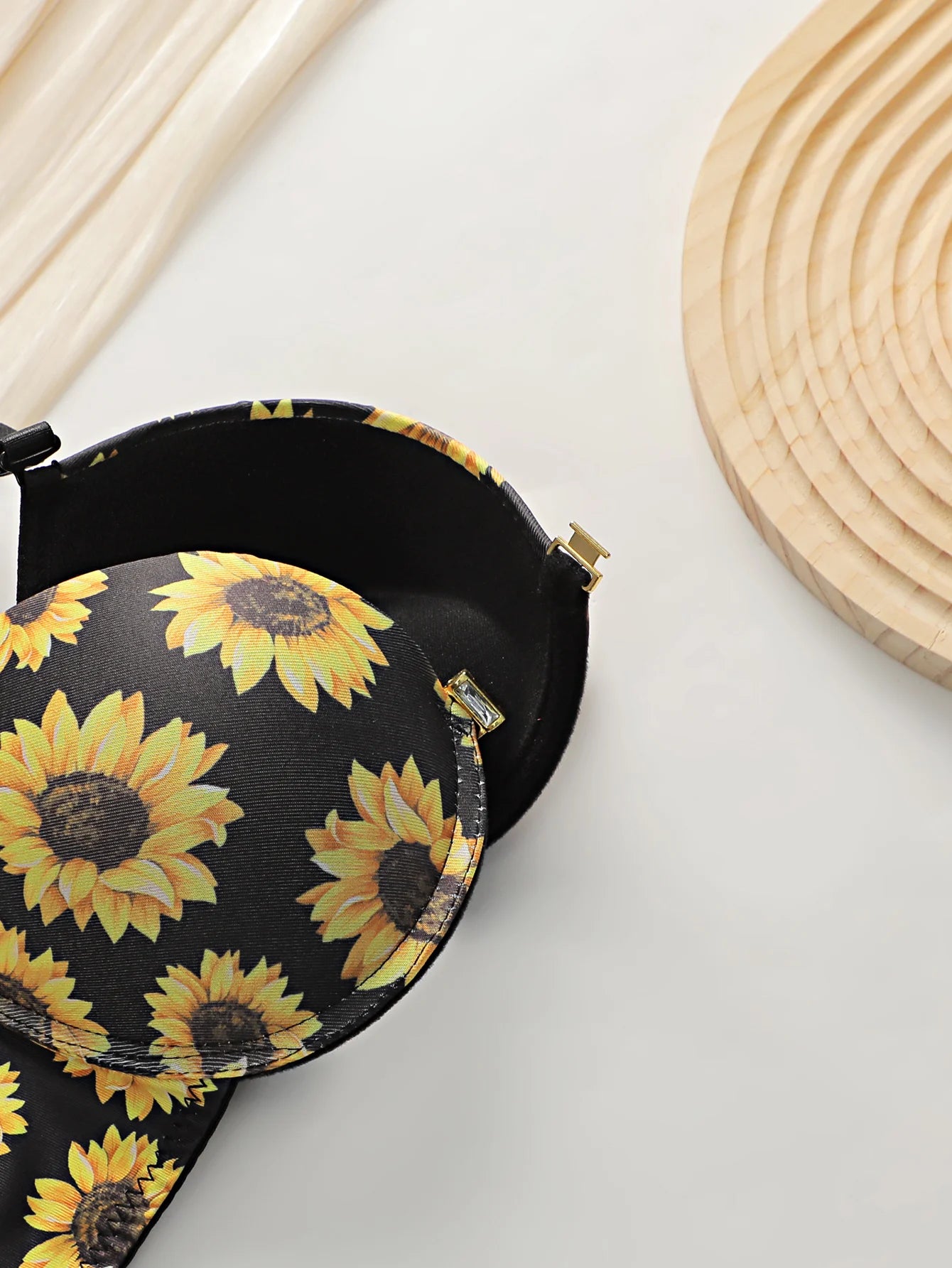 Chrysanthemum pattern push up bra and panties set