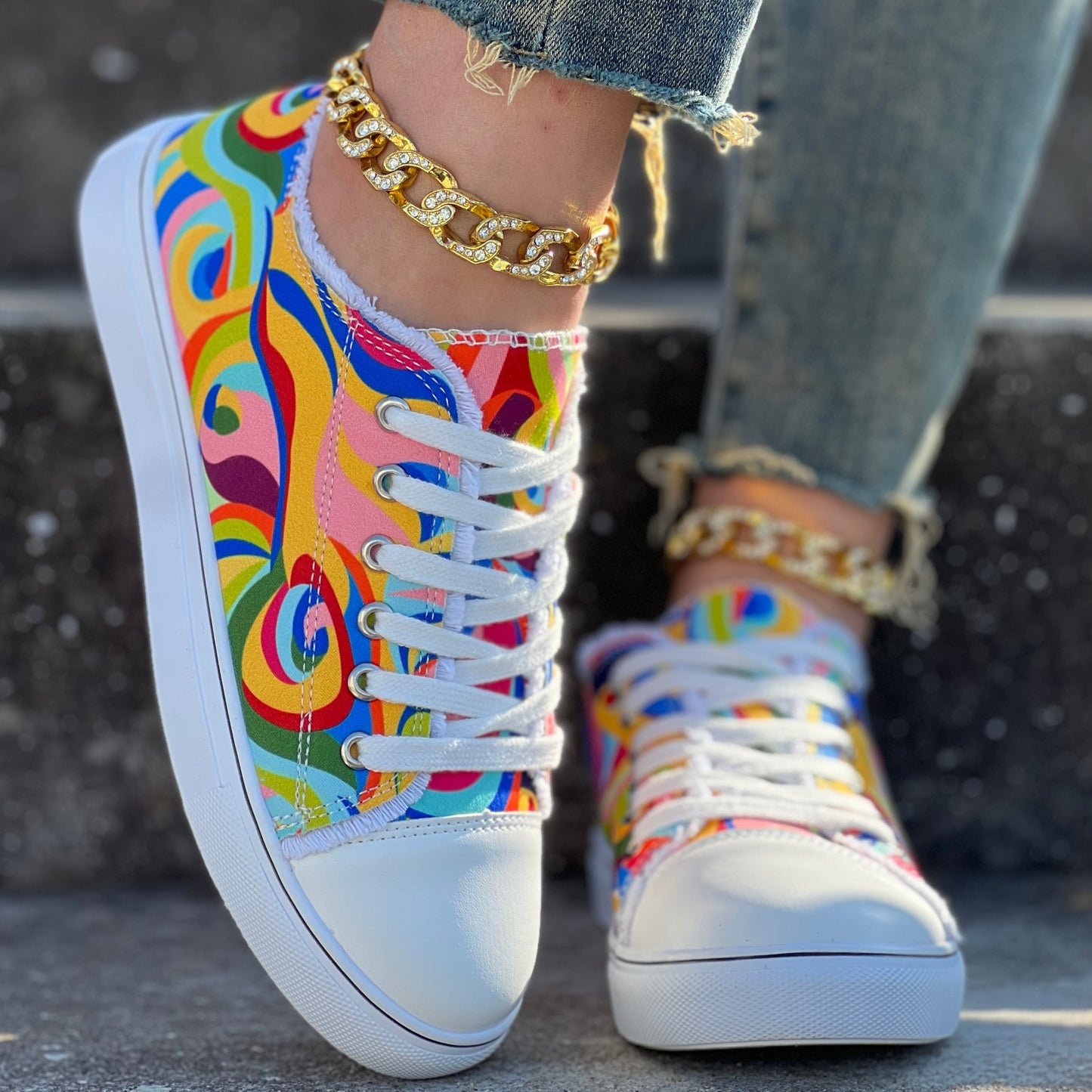 Colorful Abstract Print Sports Shoes With Laces