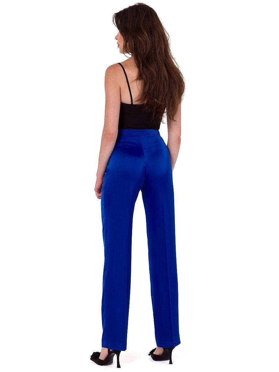 Women trousers model 185484 Makover