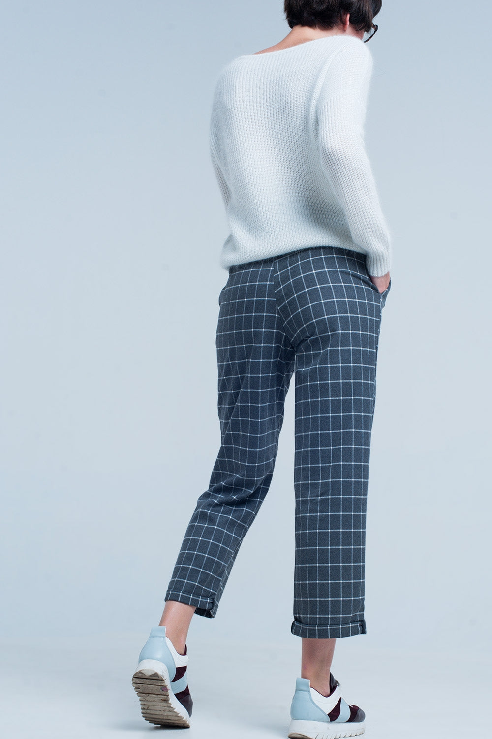 Grey Pants in White check PrintPants