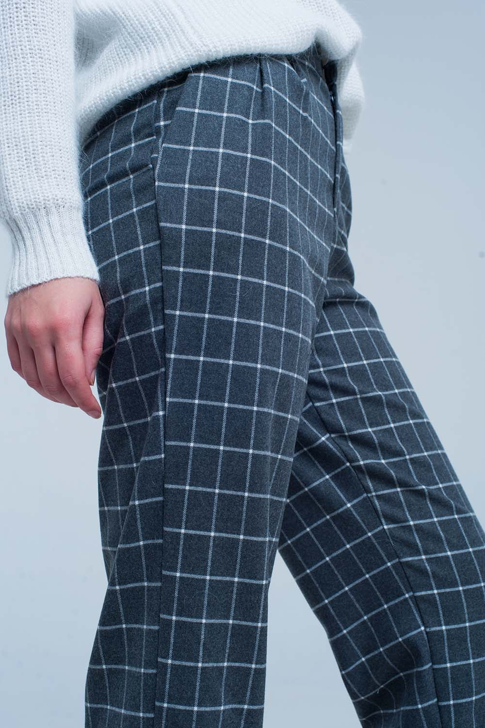 Grey Pants in White check PrintPants
