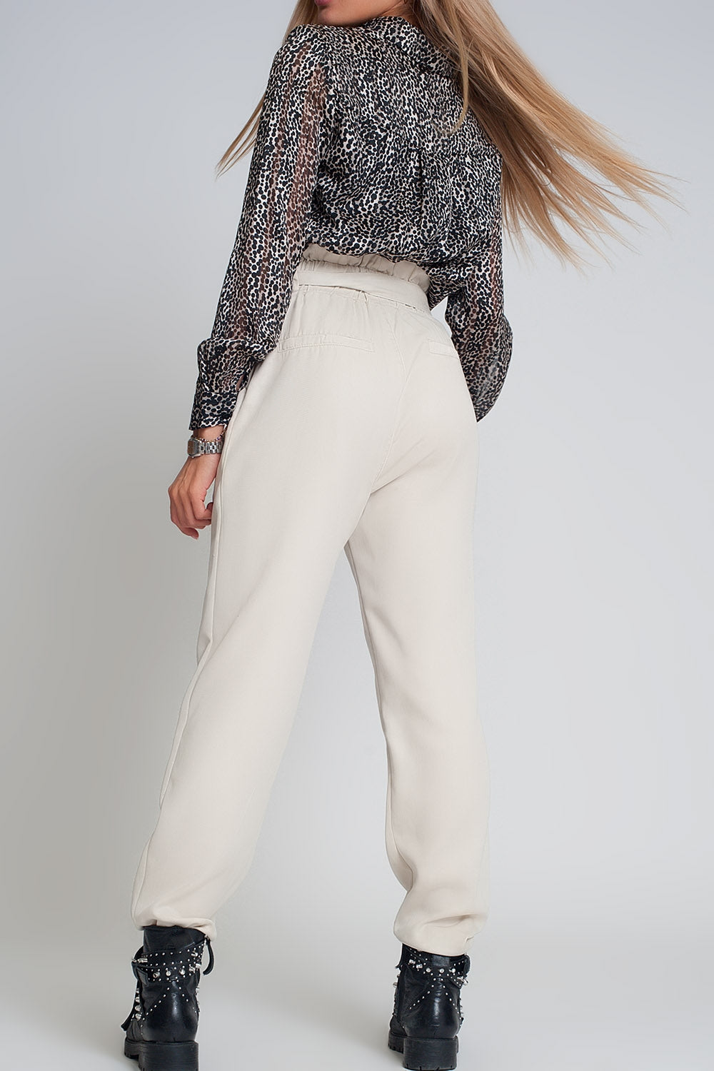 Lightweight Pants with tie waist in beigePants