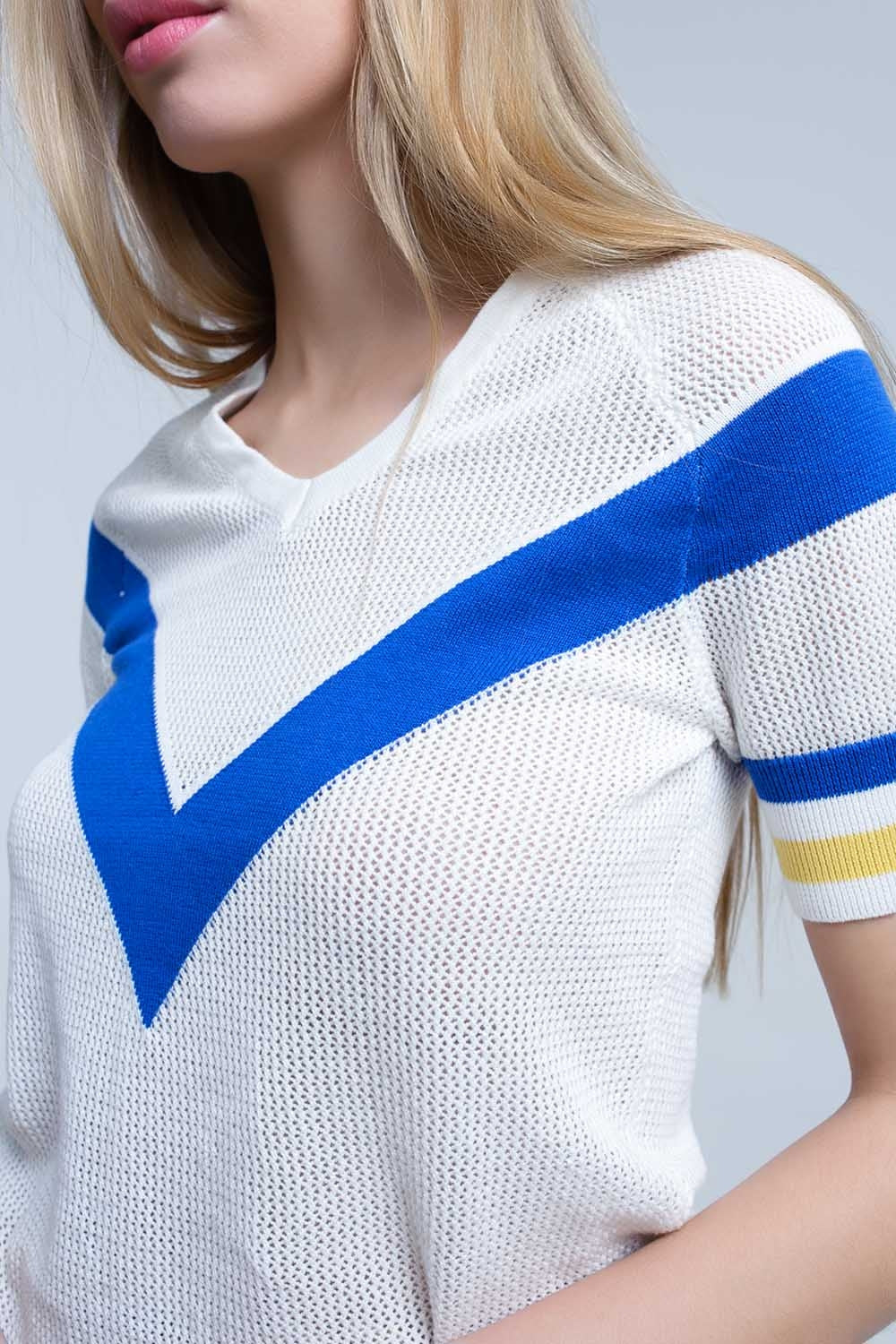 White openwork sweater with blue detailSweaters