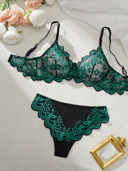Bra and panties lace lingerie set