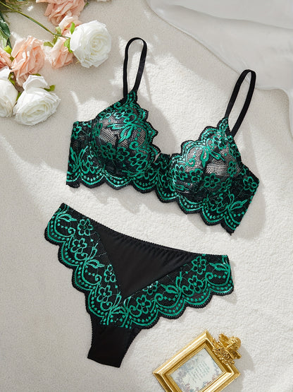Bra and panties lace lingerie set
