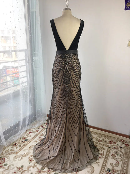 Black Backless V Neckline Mermaid Formal Evening Dress