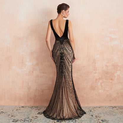 Black Backless V Neckline Mermaid Formal Evening Dress