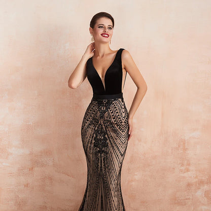 Black Backless V Neckline Mermaid Formal Evening Dress