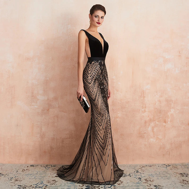 Black Backless V Neckline Mermaid Formal Evening Dress