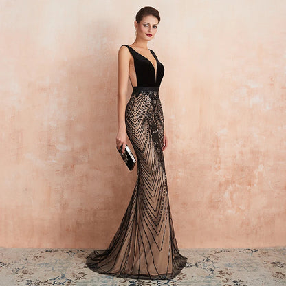 Black Backless V Neckline Mermaid Formal Evening Dress