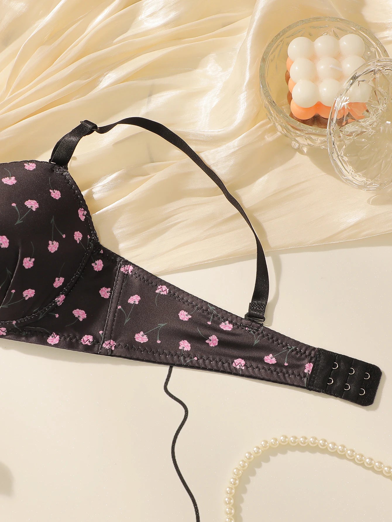 Black floral steel rims gathered push up bra and panties set