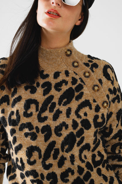 Leopard knit sweater with buttons on the side