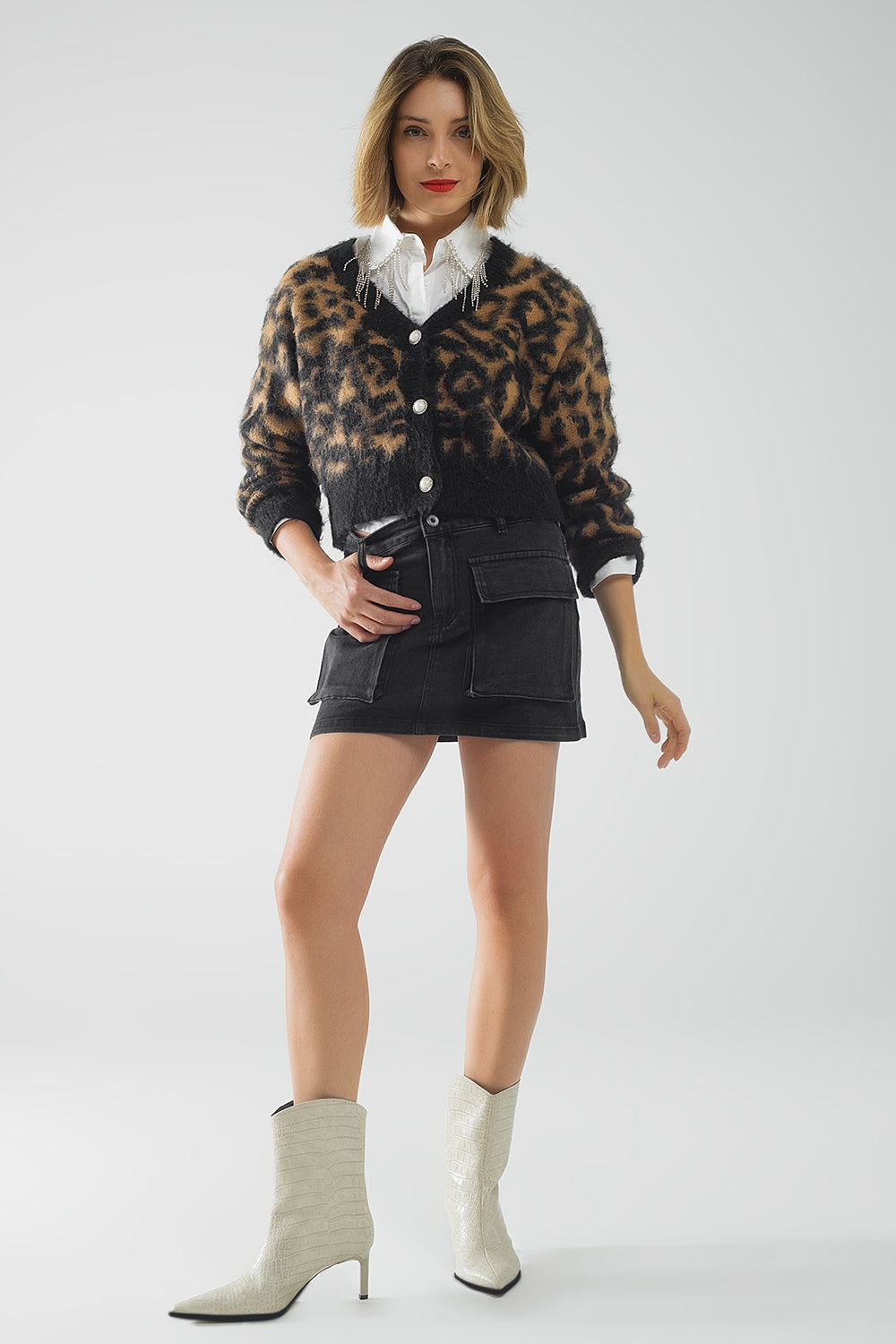 Leopard print cardigan made of knitted fabric with wool in Camel