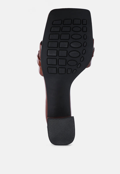 playdoll block heel sandal with metal chain detail-8