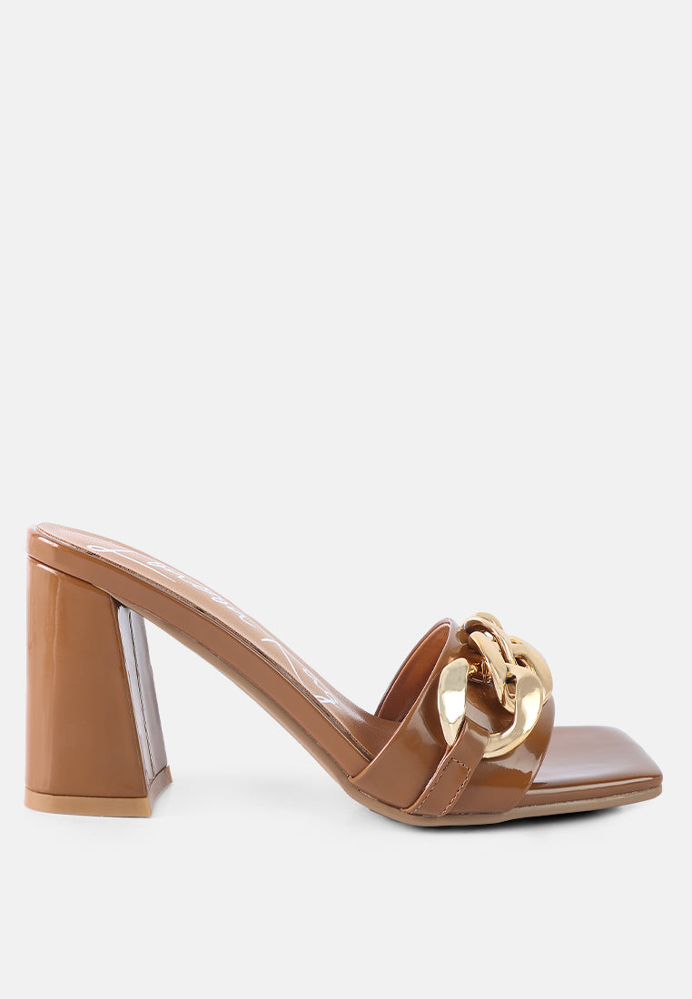 playdoll block heel sandal with metal chain detail-10