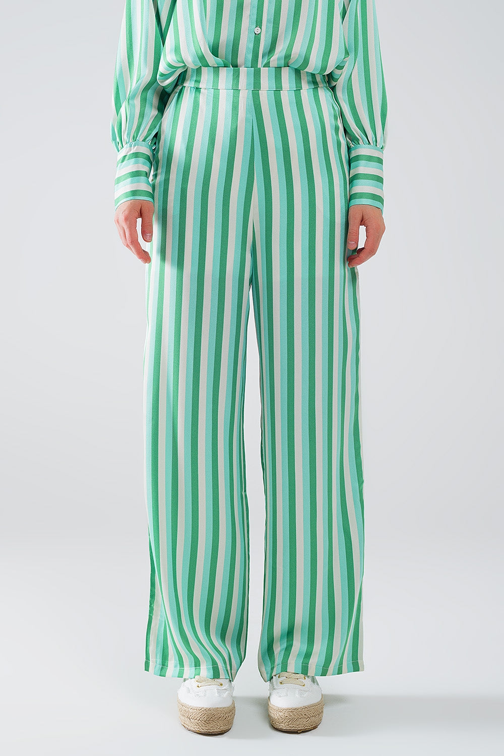 Q2 Vertical Striped Straight Leg satin Pants in Green