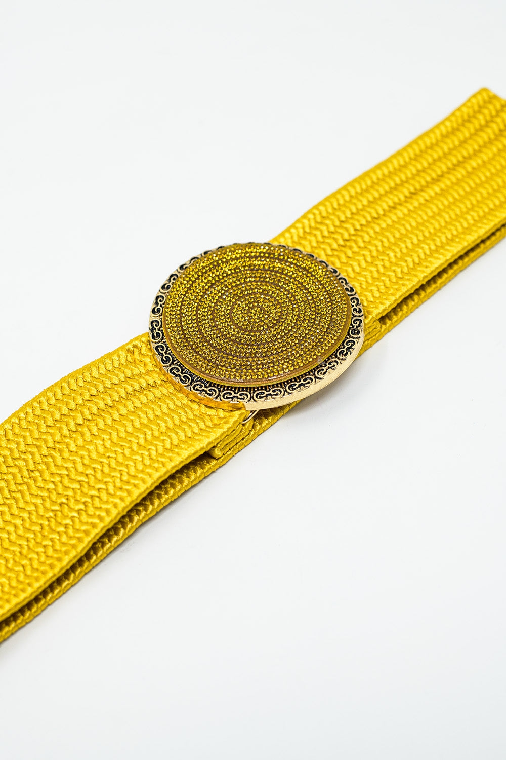 Yellow woven belt with round buckle with rhinestones