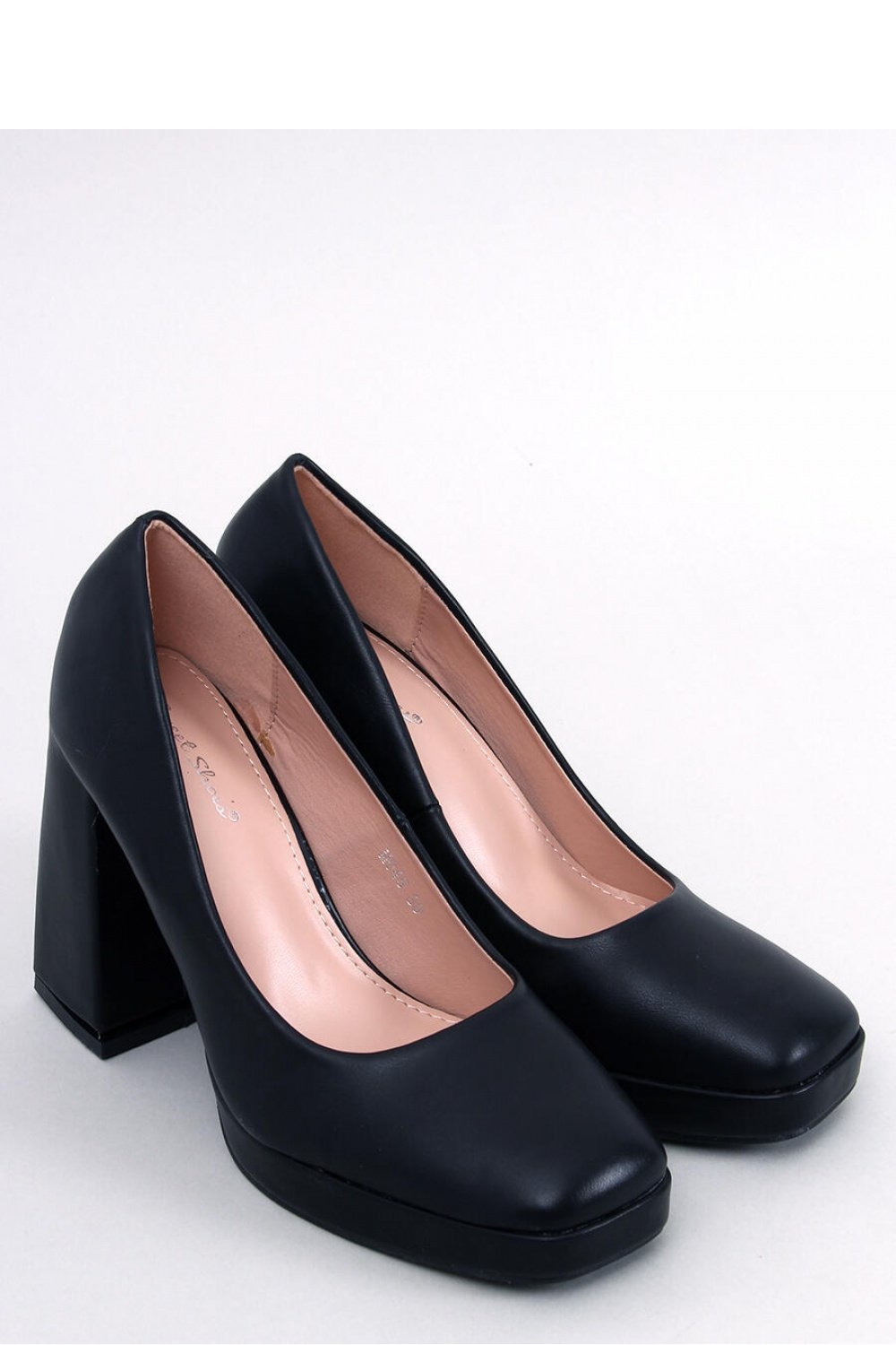 Block heel pumps model 184265 Inello Posh Styles Apparel