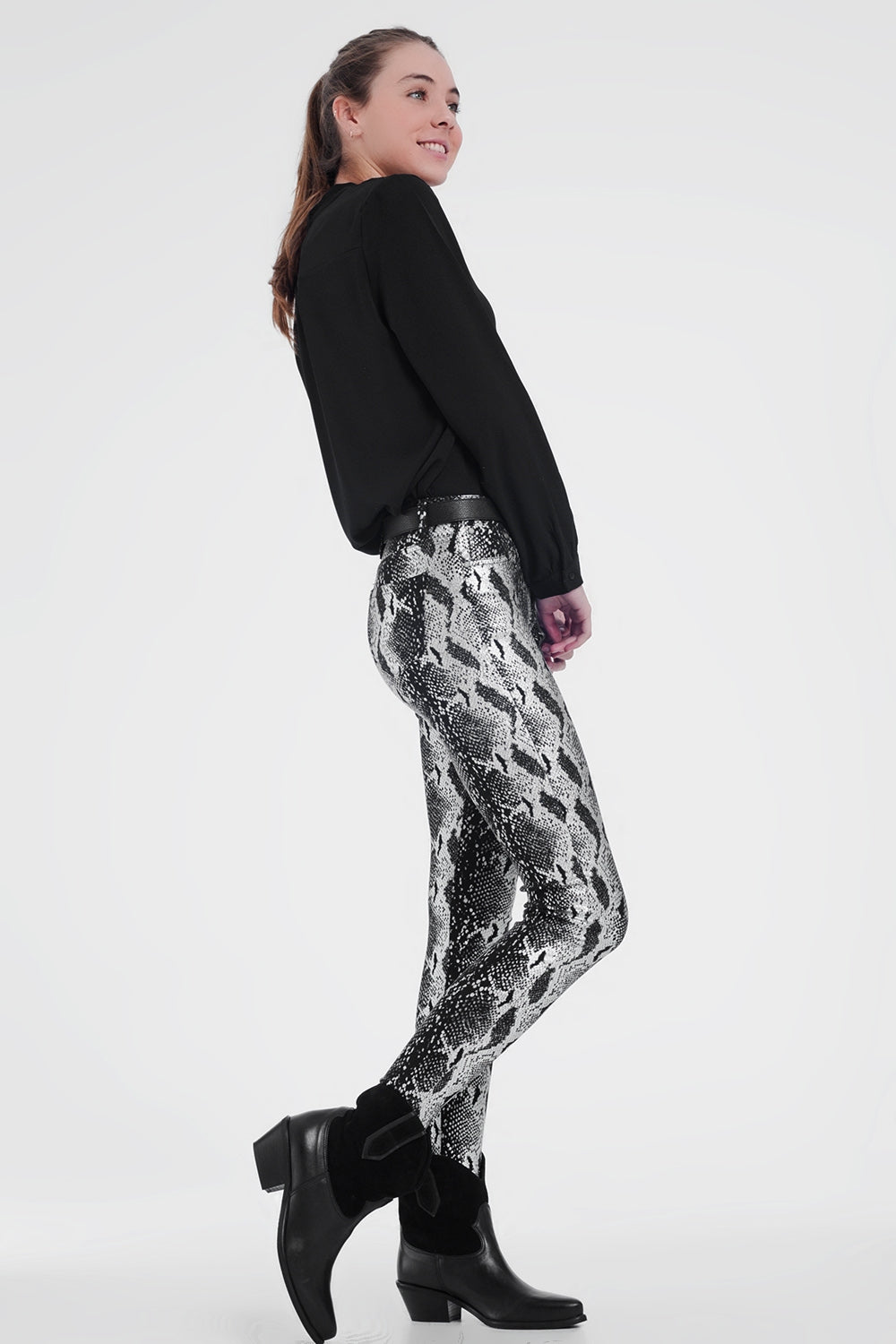 Black skinny shiny printed pantsJeans