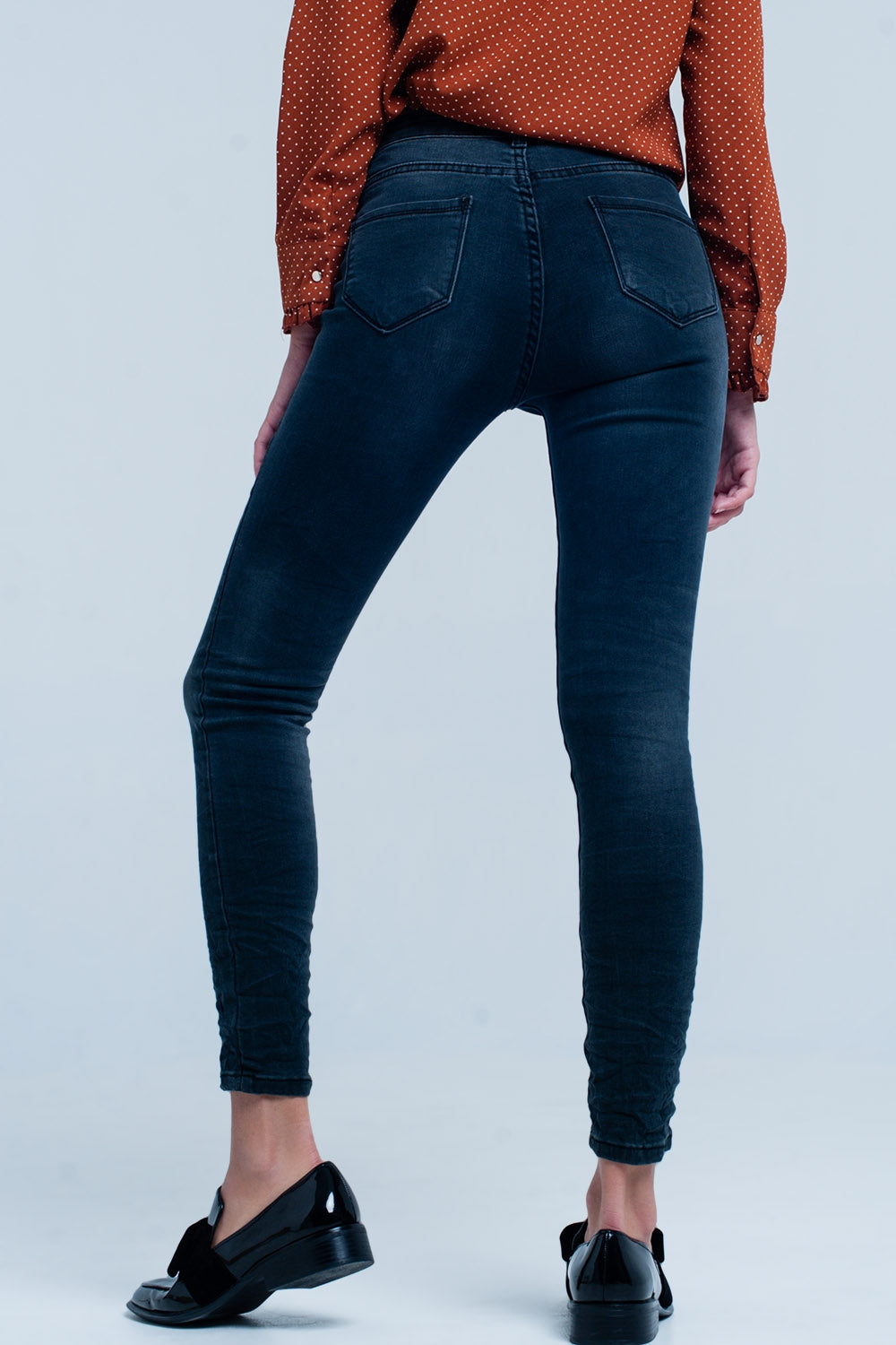 Black wrinkled skinny high-waisted jeansJeans