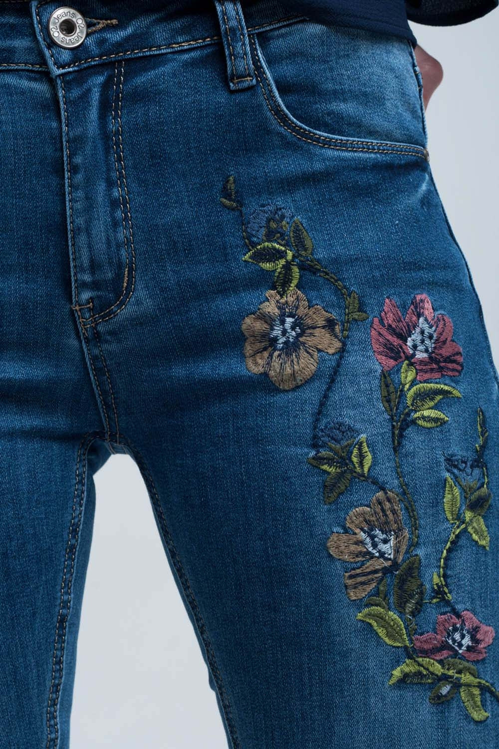 Blue skinny jean with embroideriesJeans