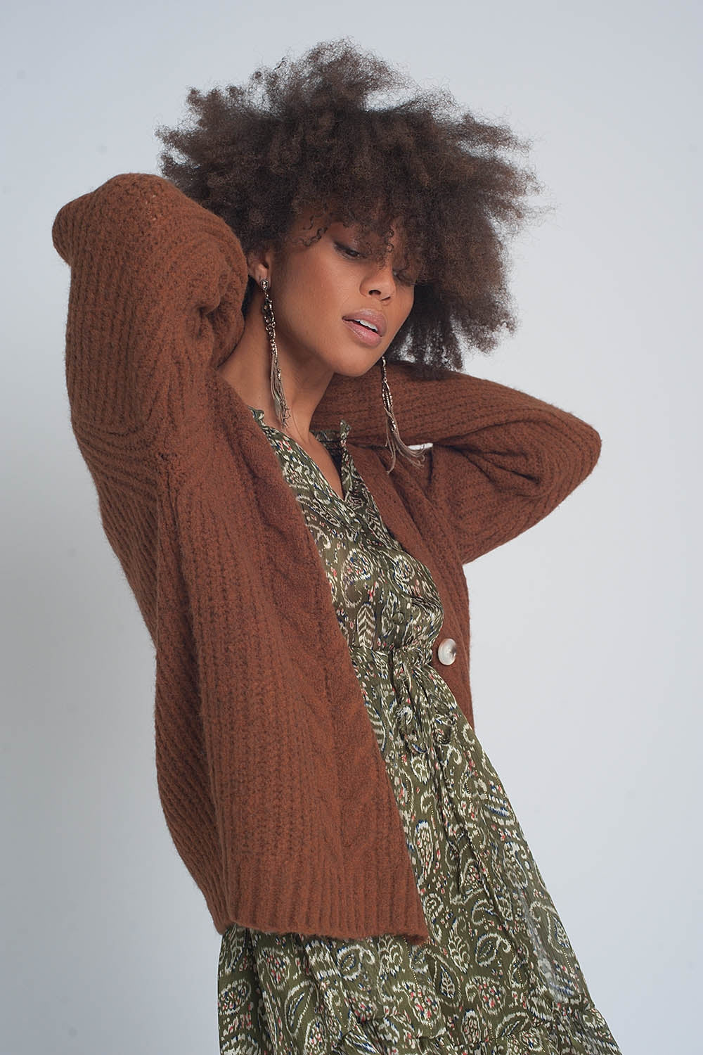 Q2 Chunky knit cardigan in brown