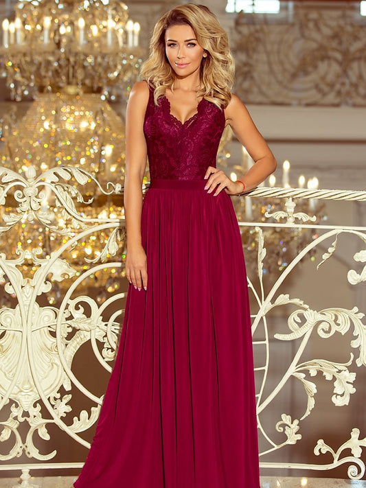 Long dress model 124387 Numoco