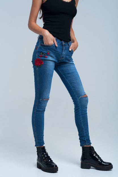 Q2 Skinny jean embroidered detail