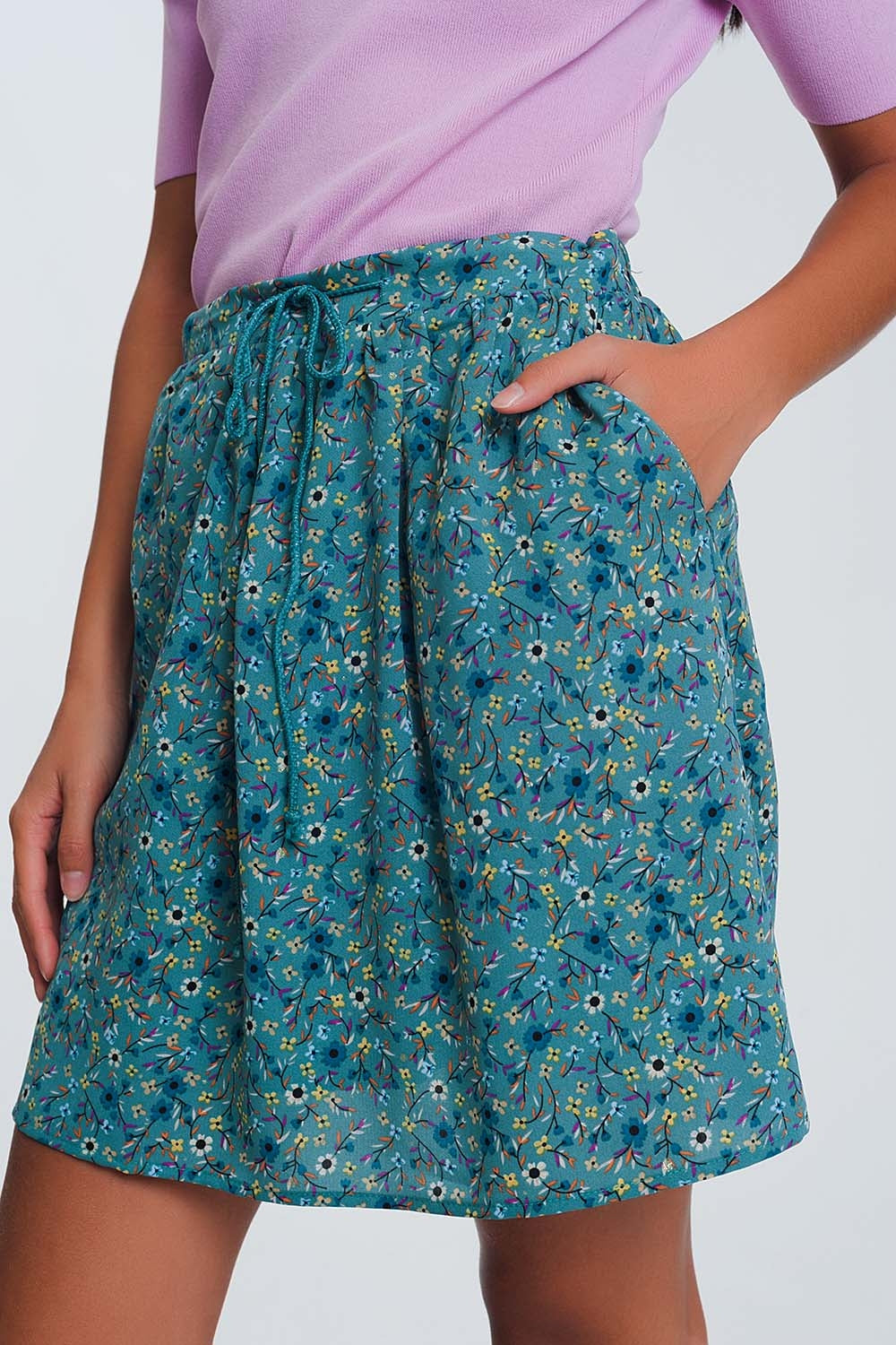 Floral mini skirt in greenSkirts