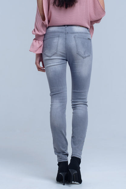 Gray jeans with rips detailJeans