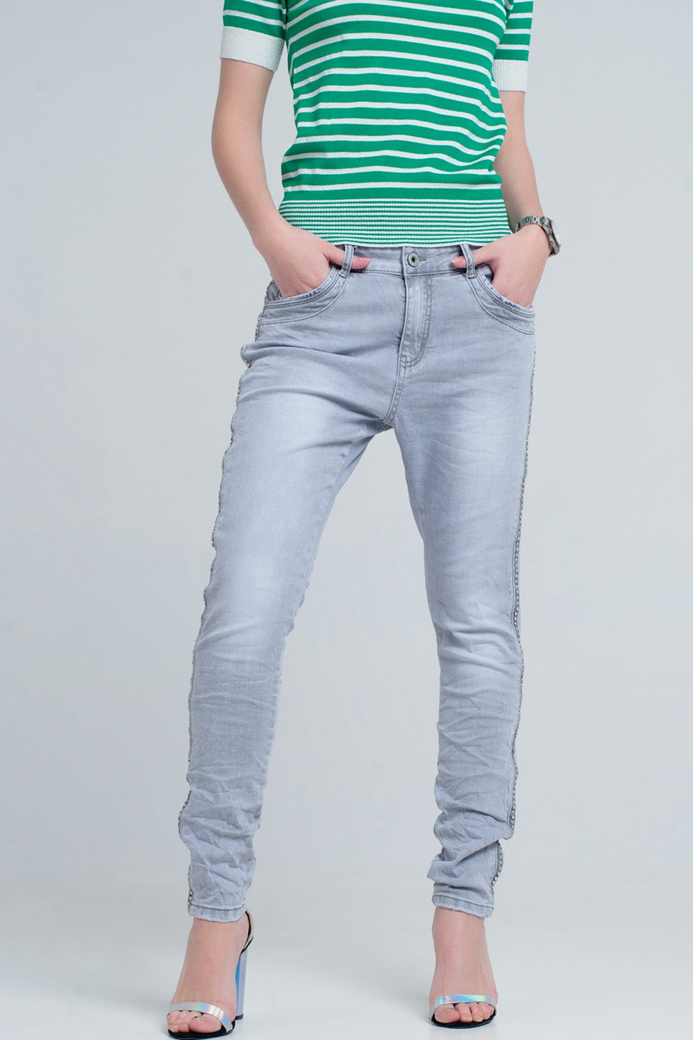 grey jeans with detail metalicJeans