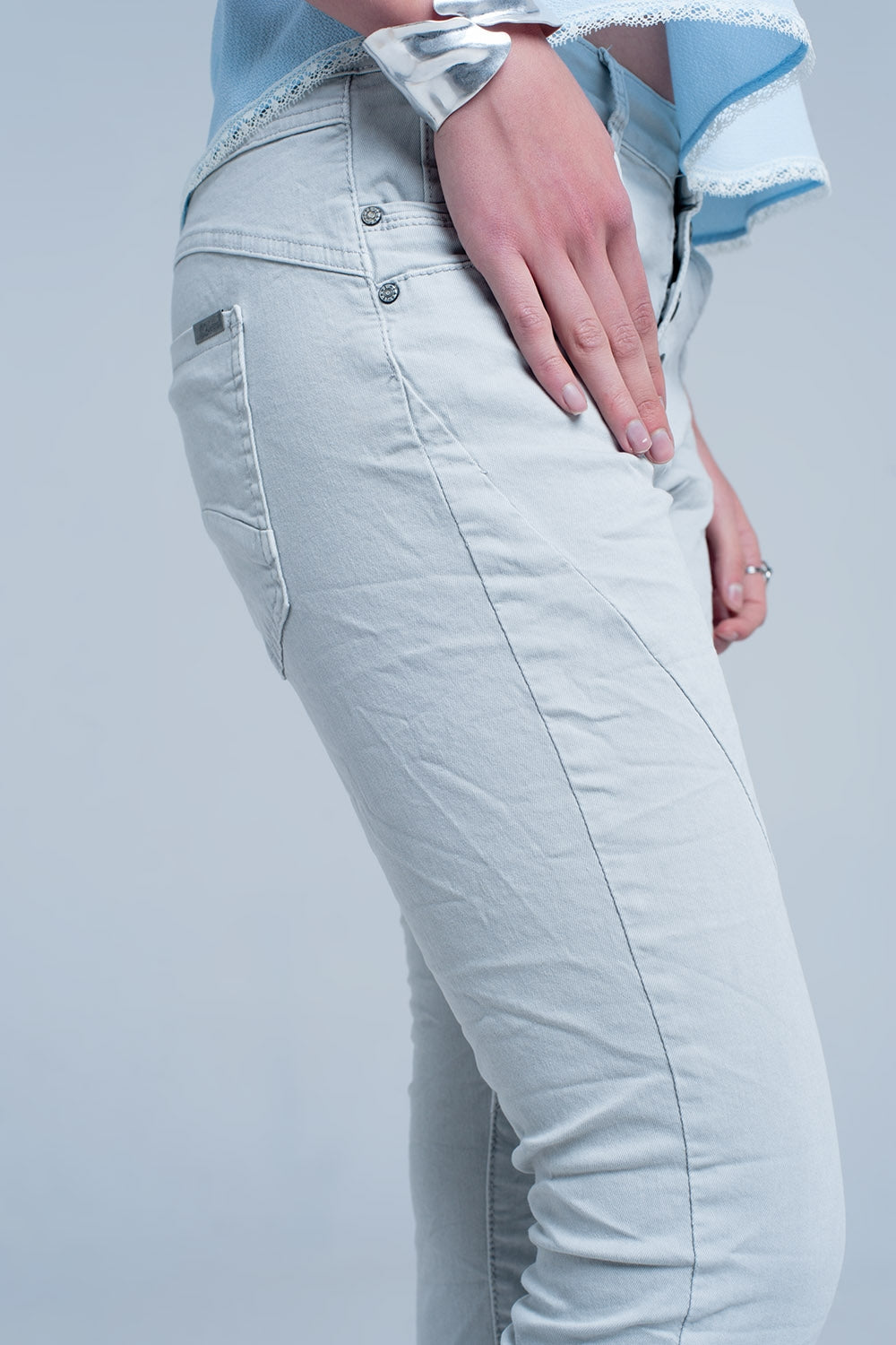 Q2-Grey Low rise boyfriend jeans-Jeans