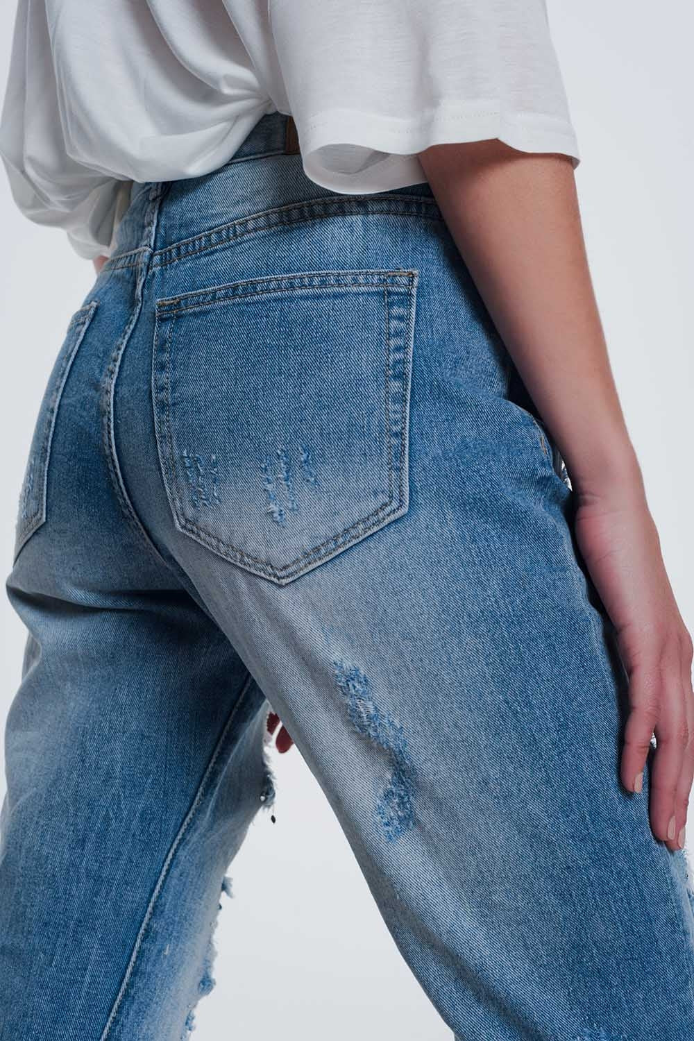 Heavily torn straight jeans in light denimJeans