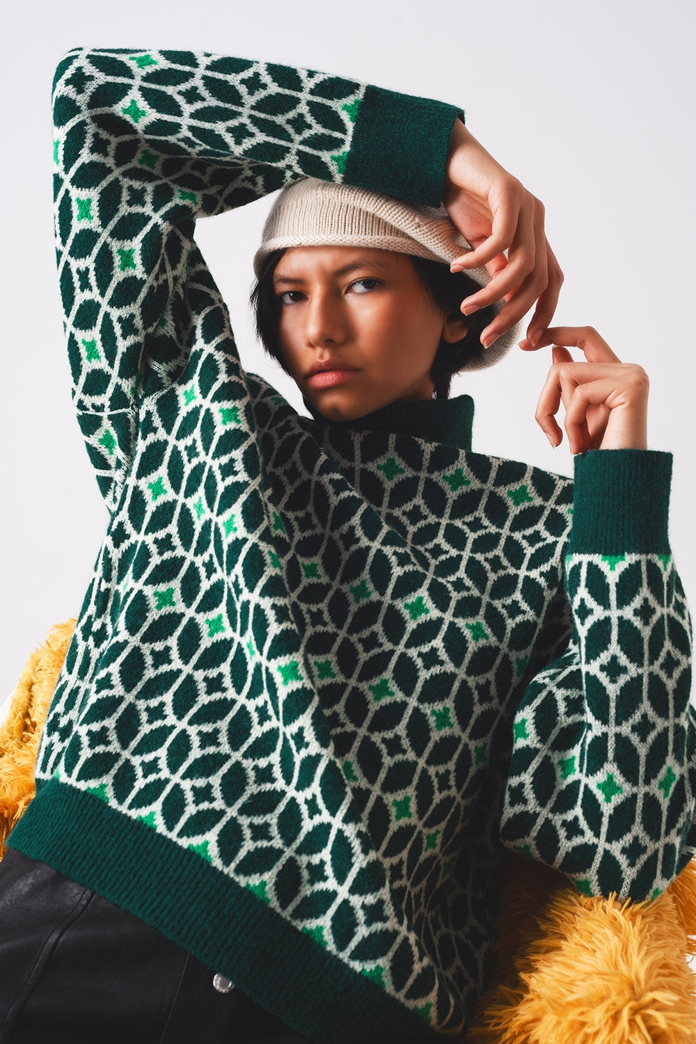 Q2 High neck jumper in geo pattern in green