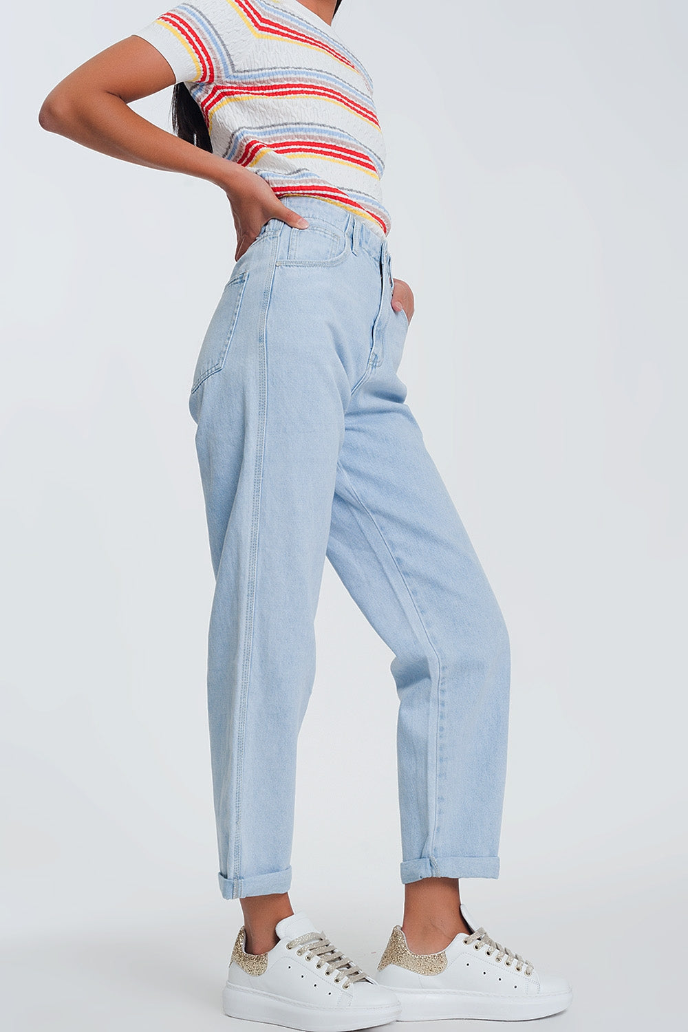 High waist mom jeans in light blue denimJeans