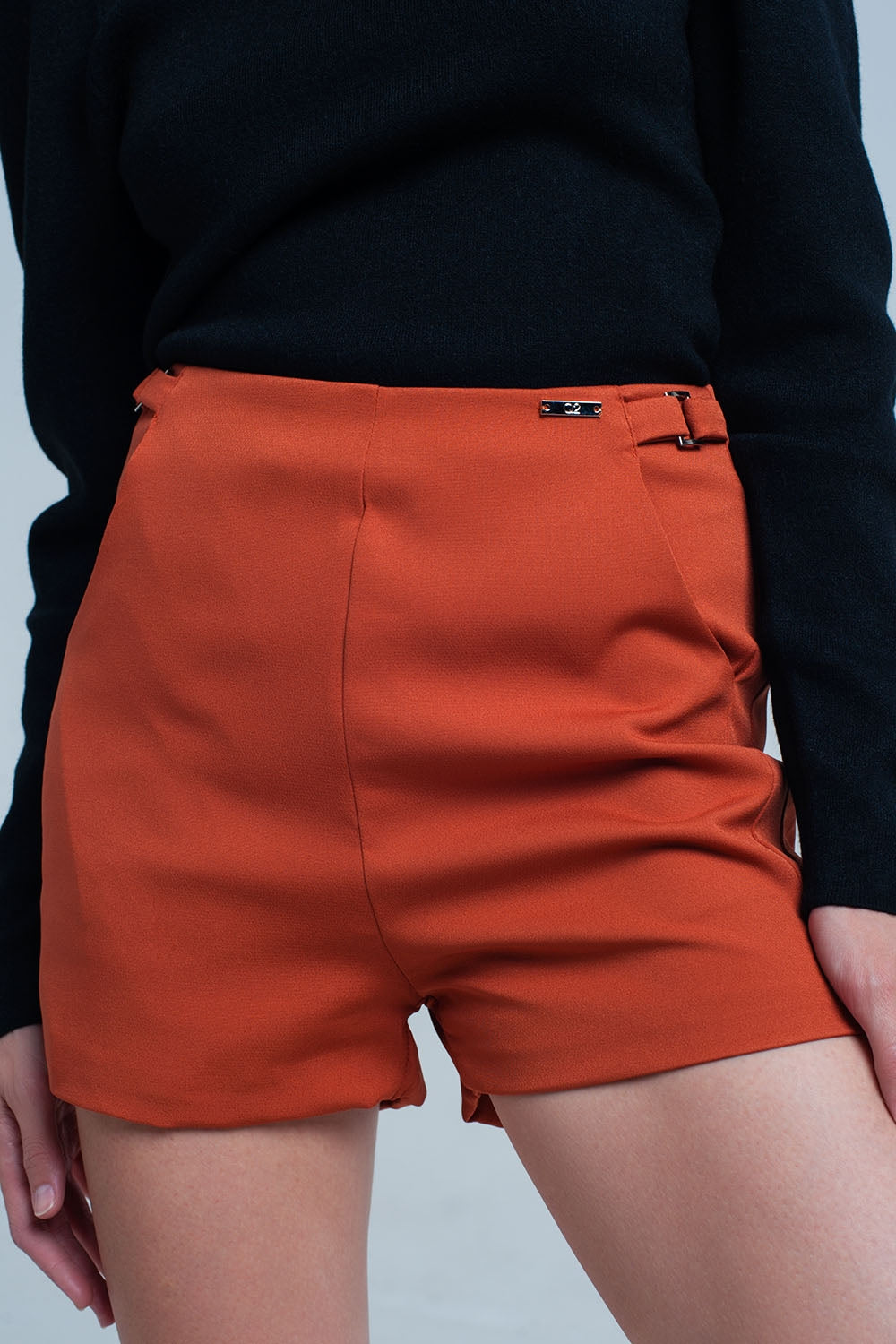 High waist orange shortsPants