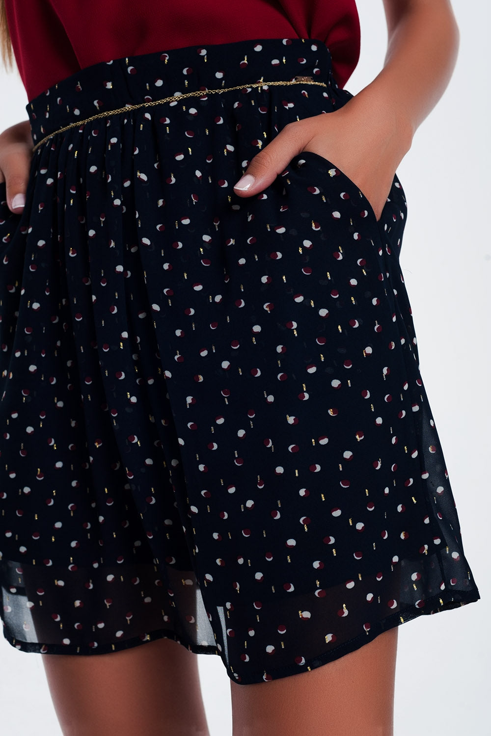 Q2 Mini skirt navy in scribble polka dot
