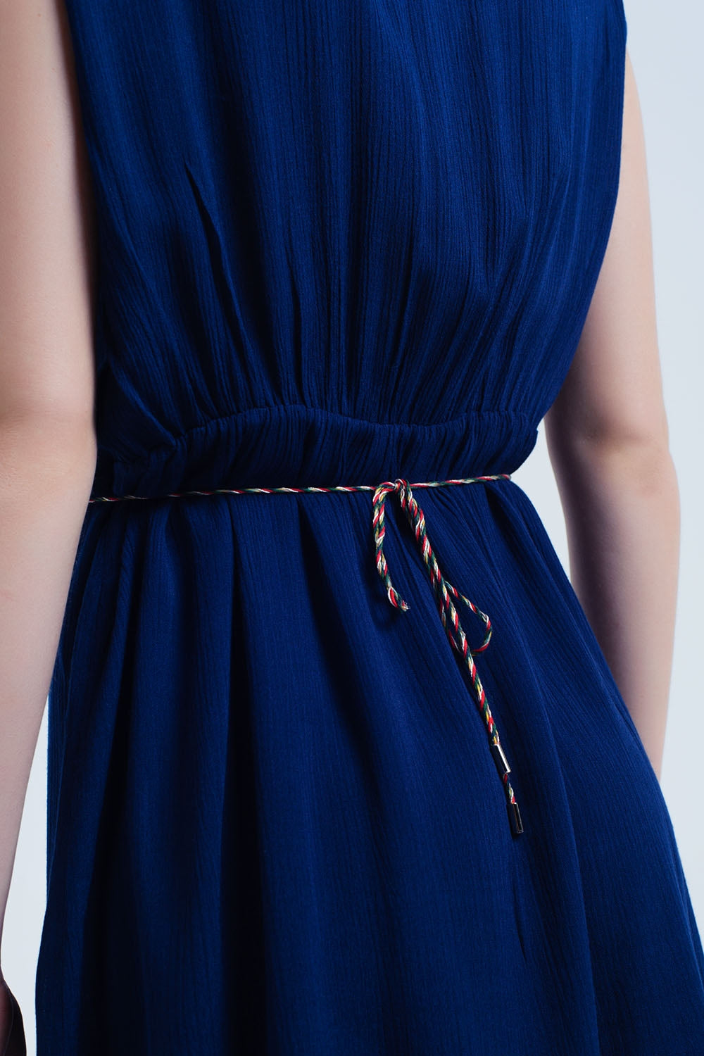 Navy blue mini dress with embroideryDresses