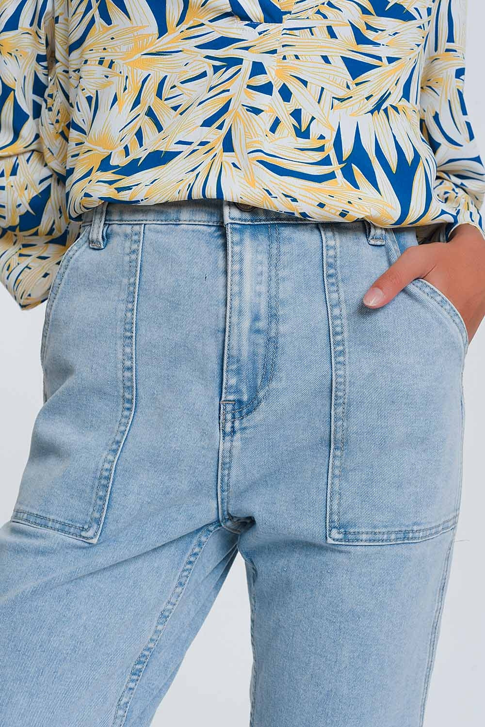 Pocket detail jeans in light denimJeans