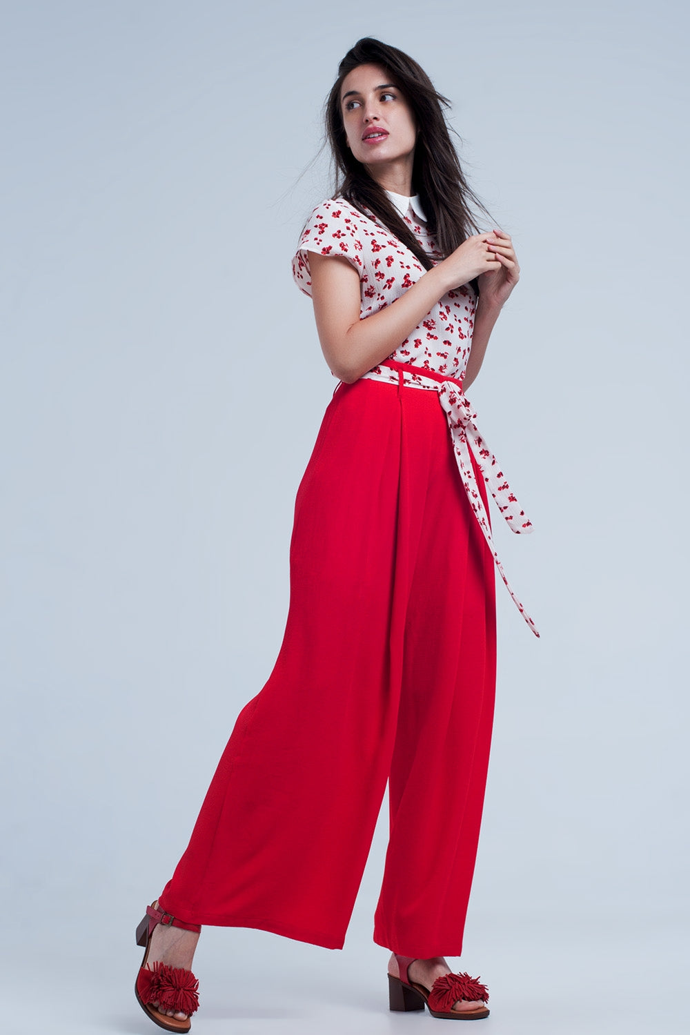 Red pants with floral beltPants