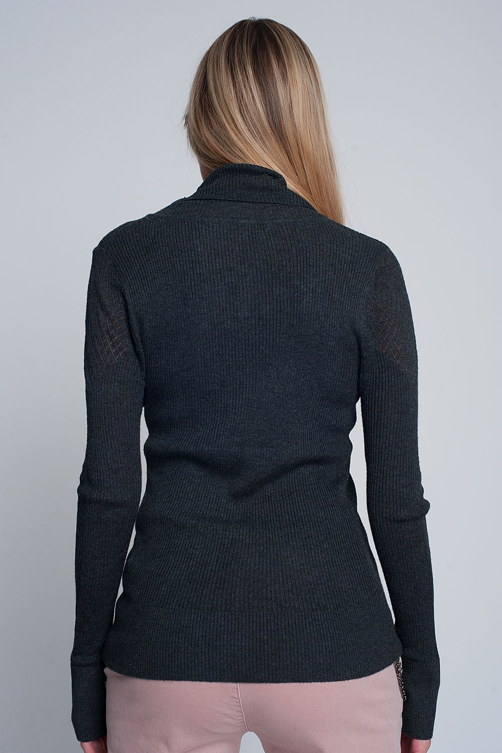 Soft ribbed sweater with turtleneck in graySweaters