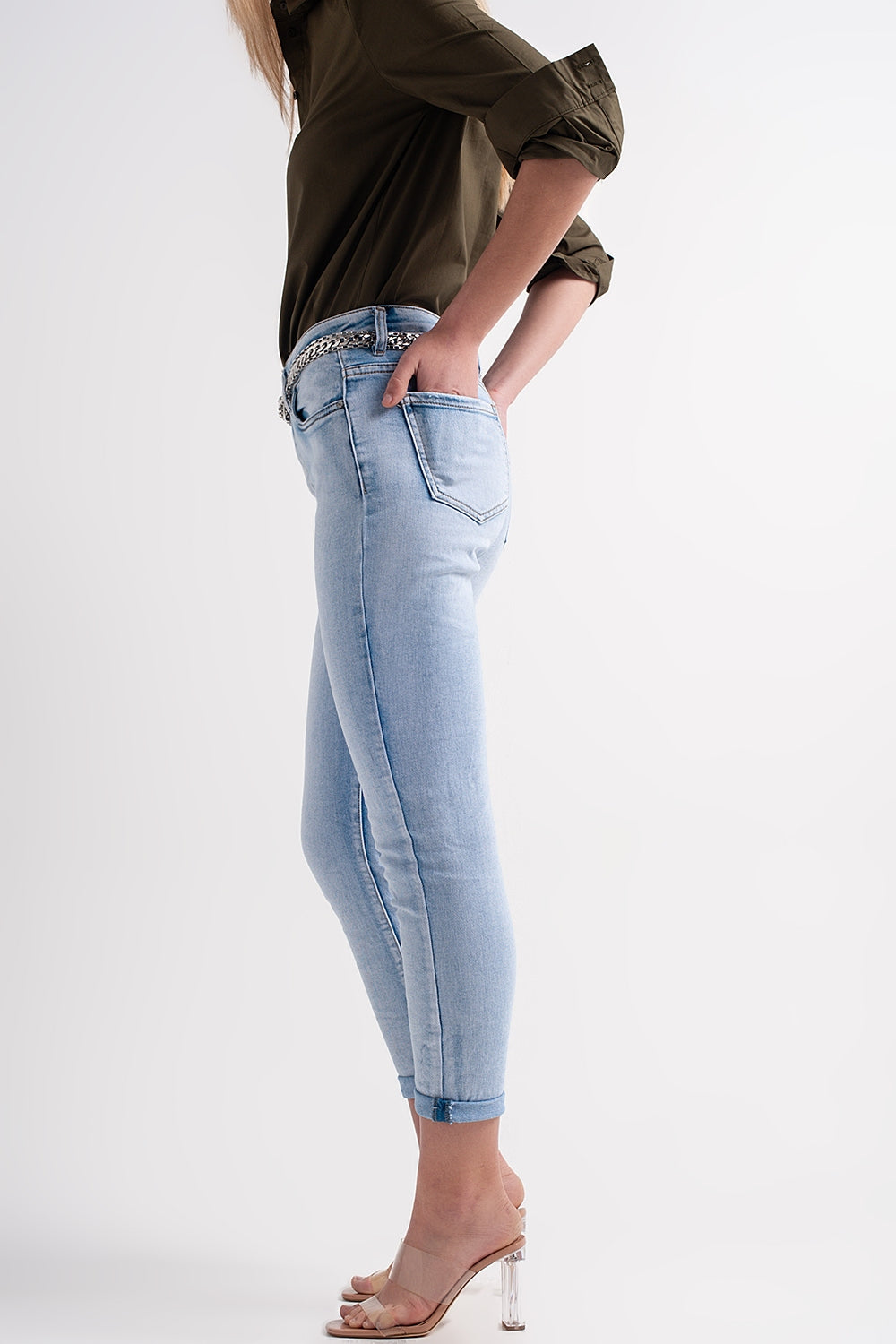 Straight leg jeans with folded ankles in light denimJeans