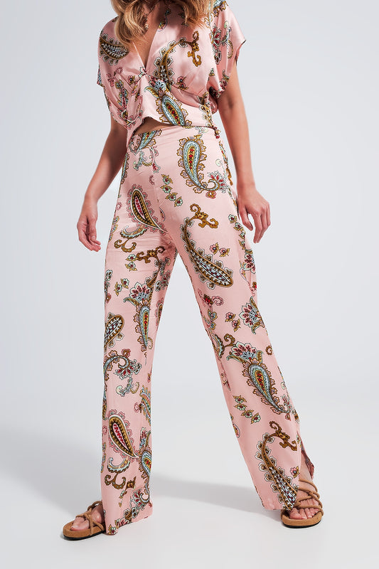 Q2 Wide leg pants in pink paisley floral