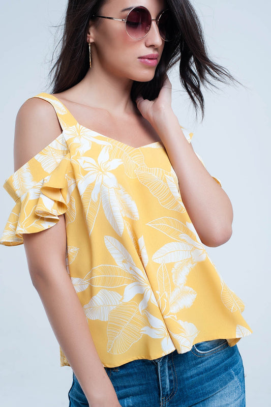 Q2 Yellow flower top and ruffles detail